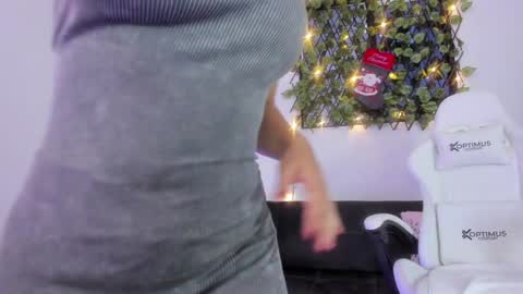 Sara online show from December 2024 02:37:01 PM