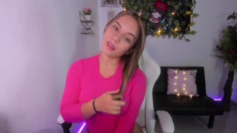 Sara online show from December 2024 01:03:01 PM