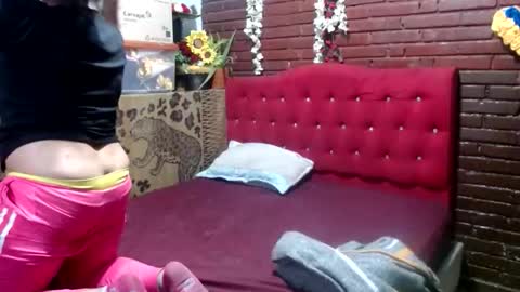 Sara love online show from April 2026 06:46:01 AM