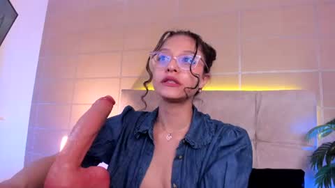 Sara  online show from July 2026 01:34:02 PM