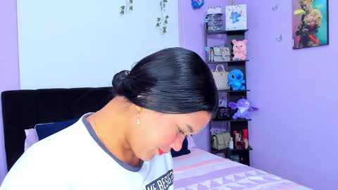 Sara Mendez online show from January 2025 11:27:01 PM