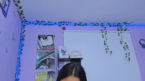 Sara Mendez online show from February 2025 05:04:01 PM