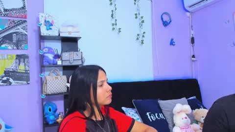 Sara Mendez online show from March 2025 05:54:02 PM