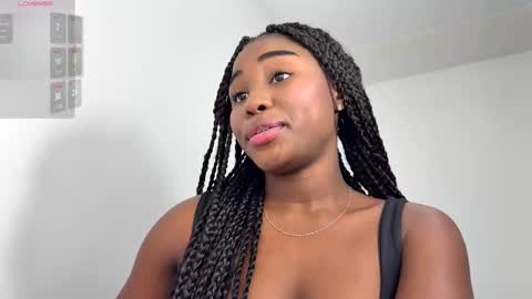 Snapshot of sara_muscle chatting on February 2026 02:21:02 AM Sara online show from February 2026 02:21:02 AM
