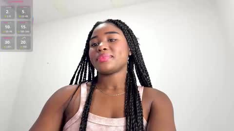 Snapshot of sara_muscle chatting on February 2026 06:03:01 PM Sara online show from February 2026 06:03:01 PM