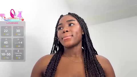 Snapshot of sara_muscle chatting on February 2026 01:13:02 AM Sara online show from February 2026 01:13:02 AM
