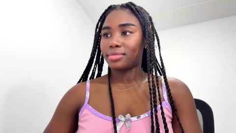 Snapshot of sara_muscle chatting on February 2026 06:34:01 AM Sara online show from February 2026 06:34:01 AM