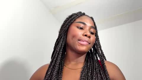 Snapshot of sara_muscle chatting on March 2026 05:08:02 AM Sara online show from March 2026 05:08:02 AM