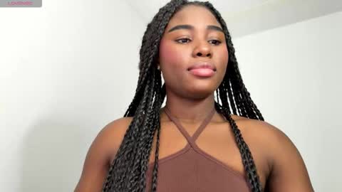 Snapshot of sara_muscle chatting on March 2026 05:52:02 PM Sara online show from March 2026 05:52:02 PM