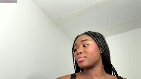 Snapshot of sara_muscle chatting on March 2026 07:32:02 PM Sara online show from March 2026 07:32:02 PM