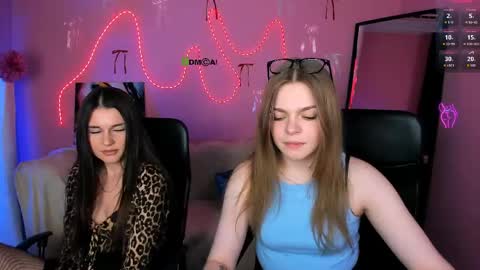 Sara online show from April 2026 07:08:02 PM