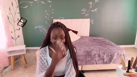 Snapshot of sara_naugty chatting on March 2025 02:40:02 PM S A R A online show from March 2025 02:40:02 PM
