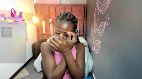 Snapshot of sara_naugty chatting on September 2025 07:36:01 PM S A R A online show from September 2025 07:36:01 PM