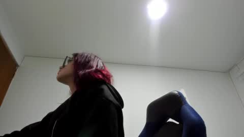 sara_red_x online show from March 2026 07:31:02 AM