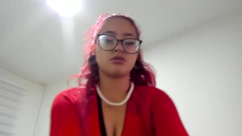 sara_red_x online show from April 2026 03:15:01 AM