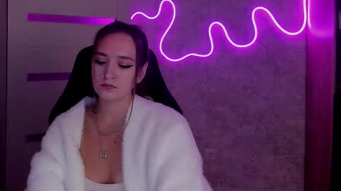 Snapshot of sara_rossse chatting on October 2025 06:59:01 PM Sara online show from October 2025 06:59:01 PM