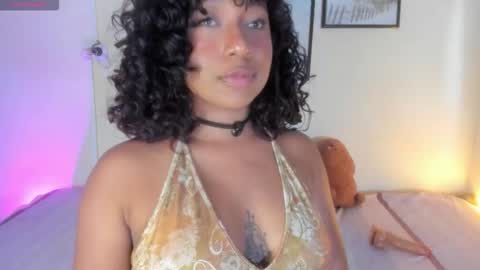 sara sofia online show from January 2026 08:55:01 PM