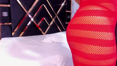 sara_tourner online show from October 2025 11:38:02 AM