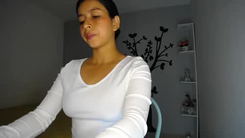 Sara online show from December 2024 12:52:02 AM