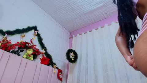 Snapshot of sara_williams01 chatting on December 2024 09:29:02 PM SARA 730 A 200 PM online show from December 2024 09:29:02 PM
