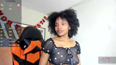 Snapshot of sara_williams01 chatting on September 2025 01:21:01 PM SARA 730 A 200 PM online show from September 2025 01:21:01 PM