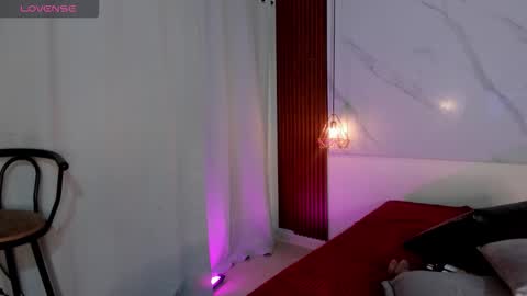 sara_zc online show from November 2025 11:44:01 AM