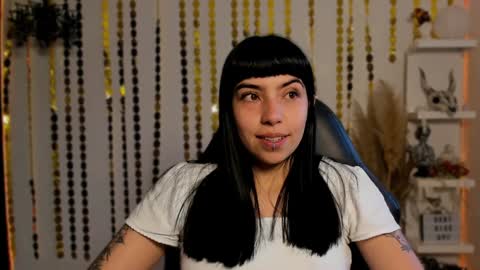 Sara online show from January 2025 10:30:02 PM