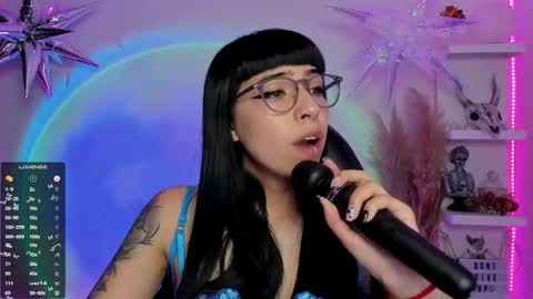 Sara online show from March 2025 10:49:02 PM