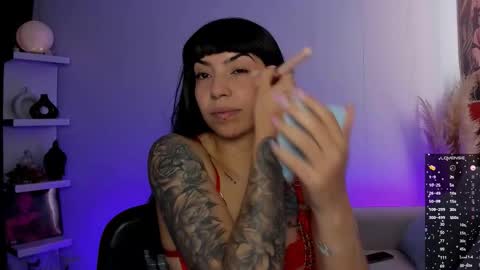 Sara online show from September 2025 04:52:02 PM