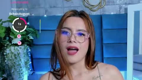 Snapshot of saraalvarezx chatting on July 2026 04:19:01 AM Sara Alvarezx online show from July 2026 04:19:01 AM