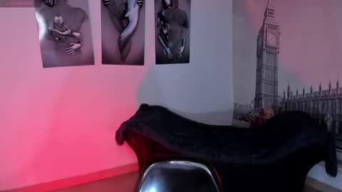 Sara online show from March 2025 07:38:01 PM