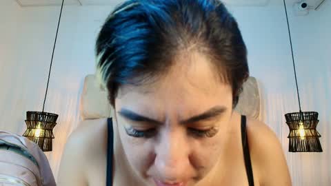 sarablonde_t online show from April 2026 07:03:02 PM