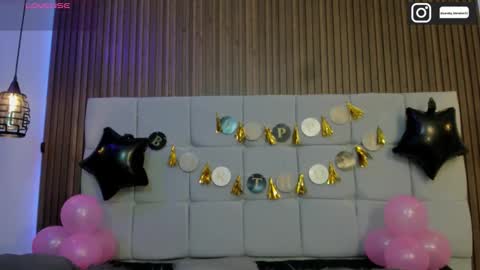   online show from December 2025 11:28:02 AM