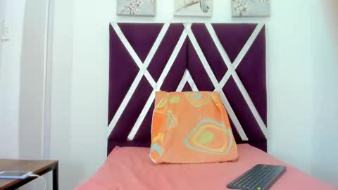 Sara Cardona online show from September 2025 07:41:02 PM