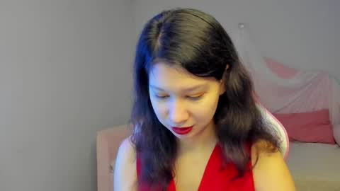 SaraDenars online show from November 2025 09:08:02 AM