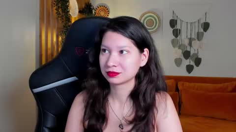 SaraDenars online show from November 2025 06:03:01 AM