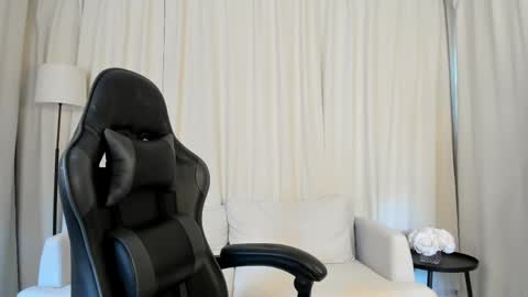 Sara Desire online show from March 2026 11:44:02 AM