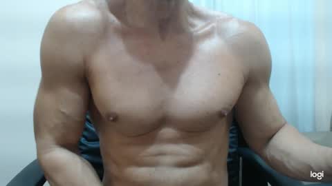 Snapshot of saradorj92 chatting on February 2025 09:34:02 PM saradorj92 online show from February 2025 09:34:02 PM