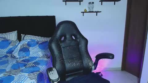 Snapshot of saraevil chatting on October 2025 04:20:01 AM Sara online show from October 2025 04:20:01 AM