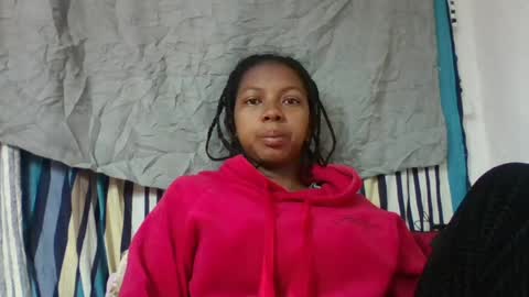 Snapshot of sarah146341 chatting on August 2026 04:37:01 AM sarah146341 online show from August 2026 04:37:01 AM