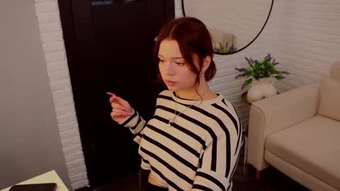 Sarah online show from October 2025 10:45:01 AM