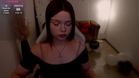 Sarah online show from October 2025 10:22:02 AM