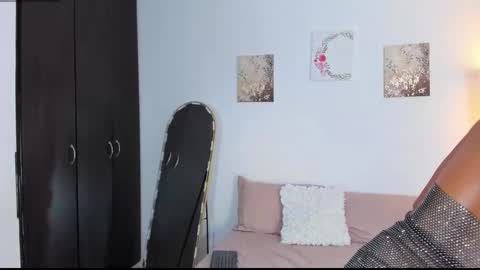 sarah  cinnamon online show from March 2026 07:08:02 PM