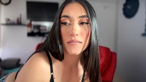 Dani online show from December 2024 06:53:01 PM