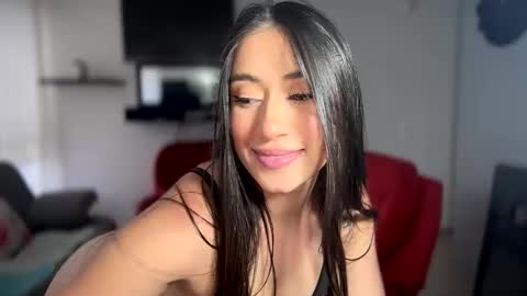 Dani online show from January 2025 10:33:01 PM