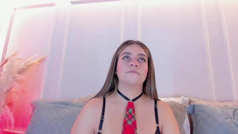 Snapshot of sarah_bonneth chatting on June 2026 11:33:01 AM Sarah Bonneth online show from June 2026 11:33:01 AM