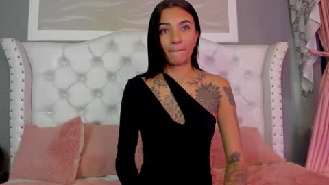 Sarah online show from October 2025 04:32:01 AM