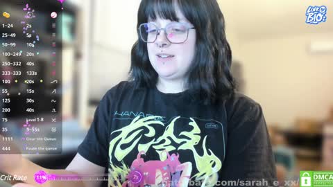 Snapshot of sarah_e_xx chatting on December 2024 12:02:01 AM Sarah online show from December 2024 12:02:01 AM
