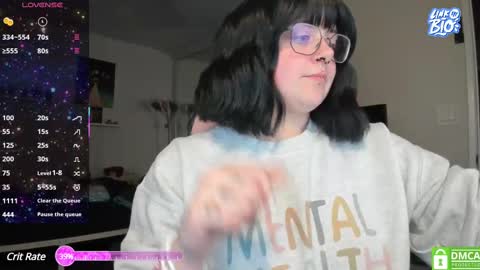 Snapshot of sarah_e_xx chatting on March 2025 02:38:02 AM Sarah online show from March 2025 02:38:02 AM