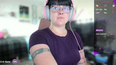 Snapshot of sarah_e_xx chatting on September 2025 03:14:01 PM Sarah online show from September 2025 03:14:01 PM
